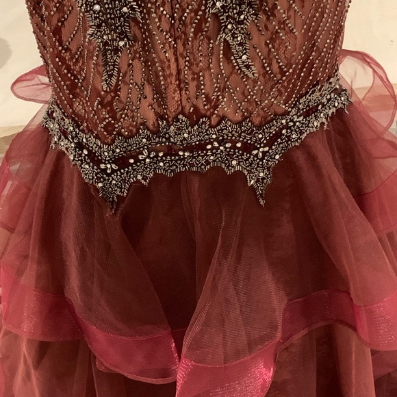 Brand Designer: LUCCI LU Burgundy long beaded dress - Picture 6 of 15